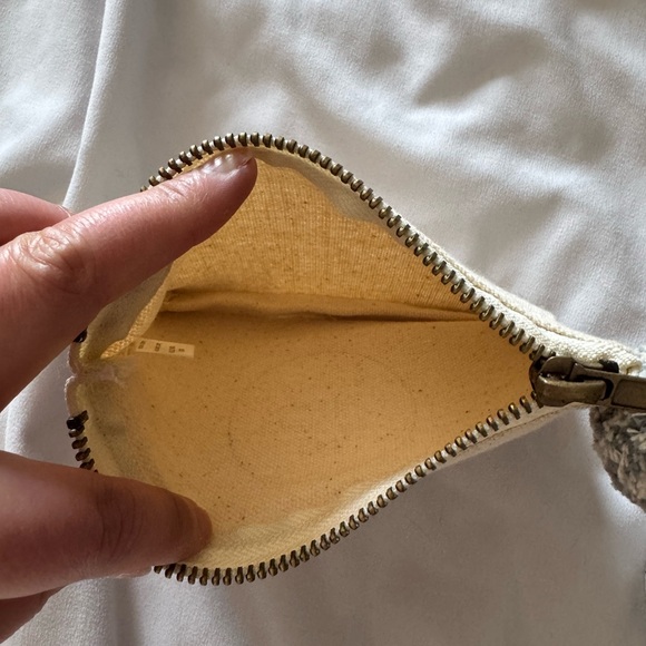 Mudpie | Cream Canvas Zipper Pouch - Picture 4 of 6